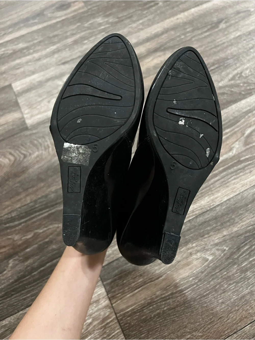 Dexflex Comfort Classic Black Women's Wedge Pump - Sleek Everyday Heel US 5 / 35